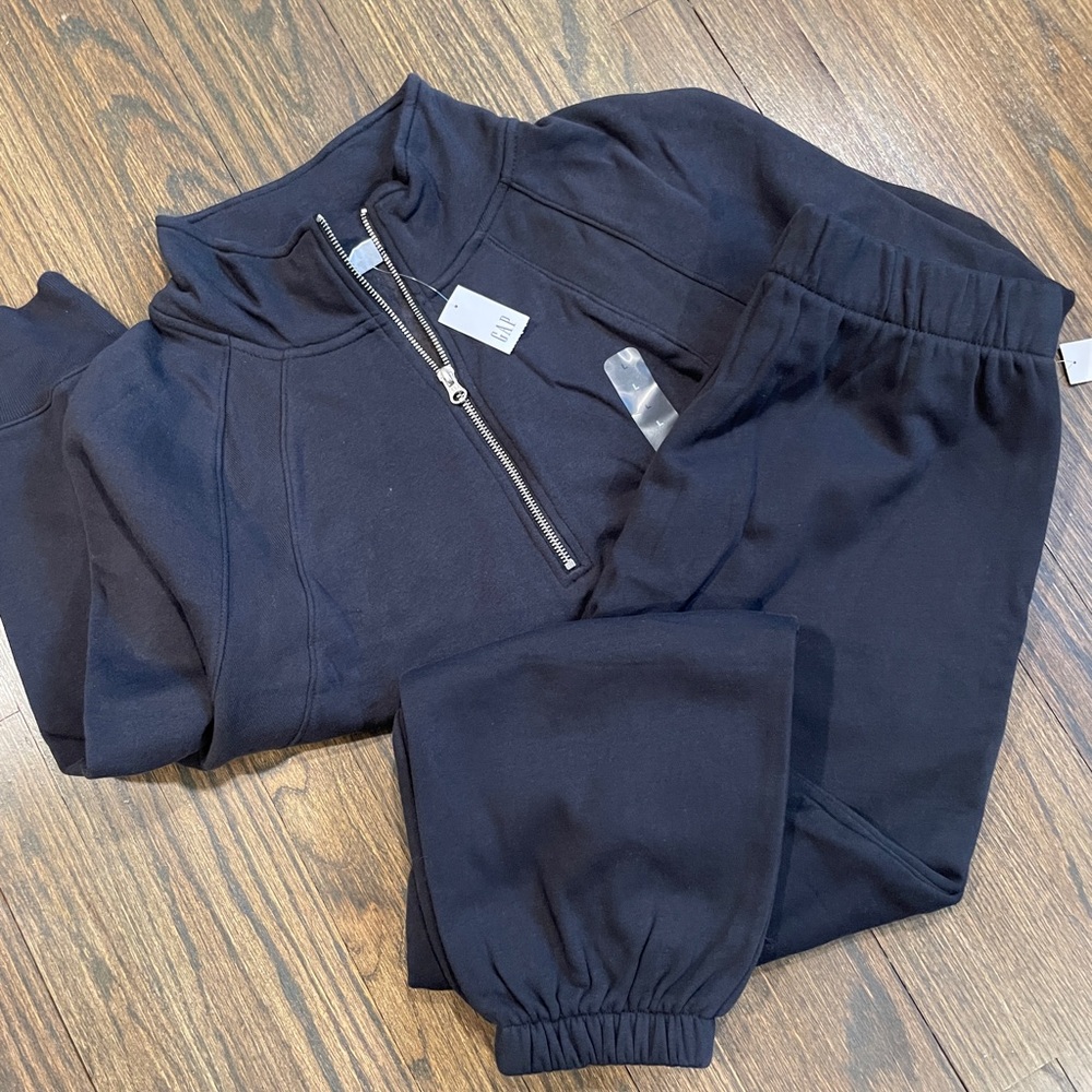 GAP Tracksuit Set